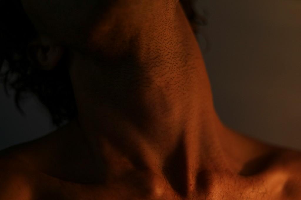 Cómo aliviar el dolor de garganta en verano: soluciones naturales y efectivas